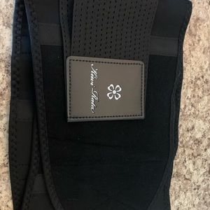 XL adjustable boned waist trainer